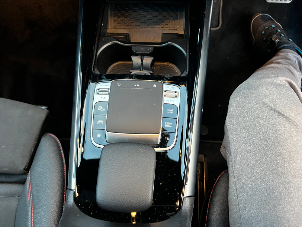 Mercedes-Benz B180 AMG Line, 2019