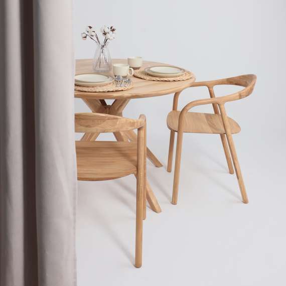 Стул Esse из массива дуба, светлый