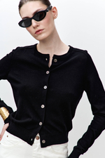 Кардиган из тонкой шерсти