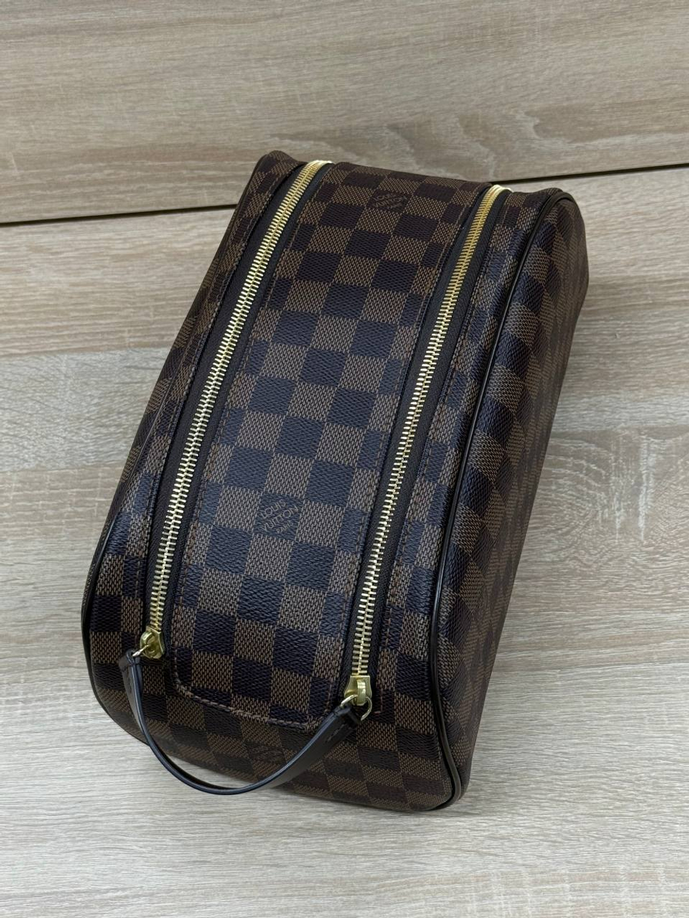 Несессер Louis Vuitton