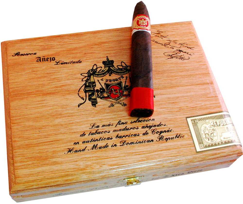 Arturo Fuente Anejo №77 Shark