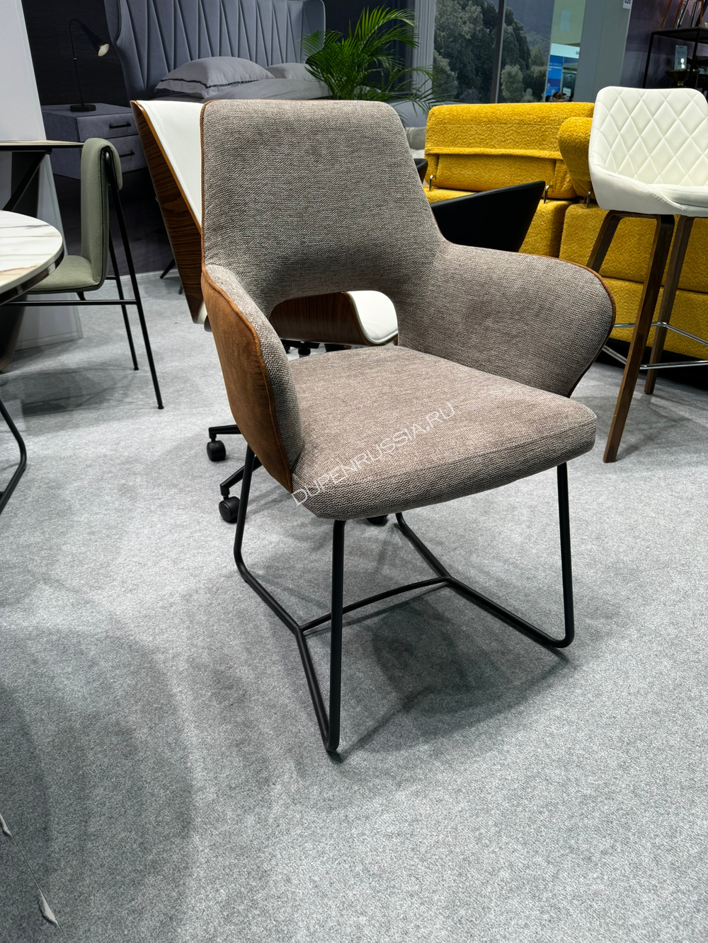 Стул DC2346R серый/ коричневый