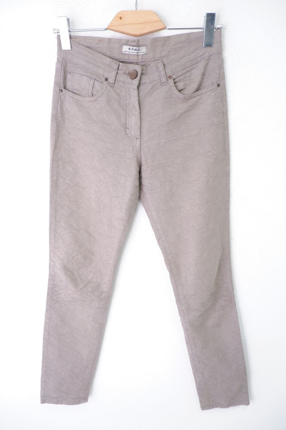 Штаны светлые 44 размер