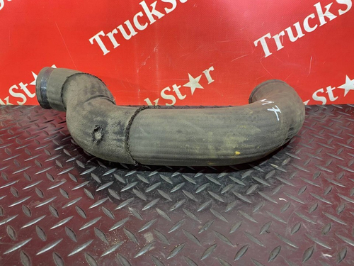 Патрубок радиатора