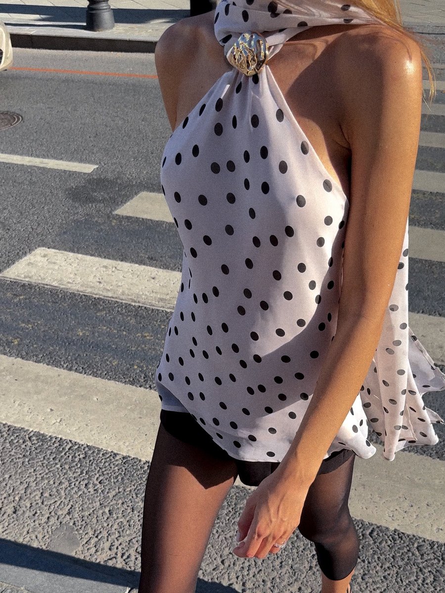 Топ атласный в горох, Молочный