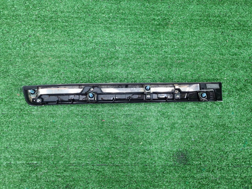 Накладка двери задняя Land Cruiser 200 (2015-2021)