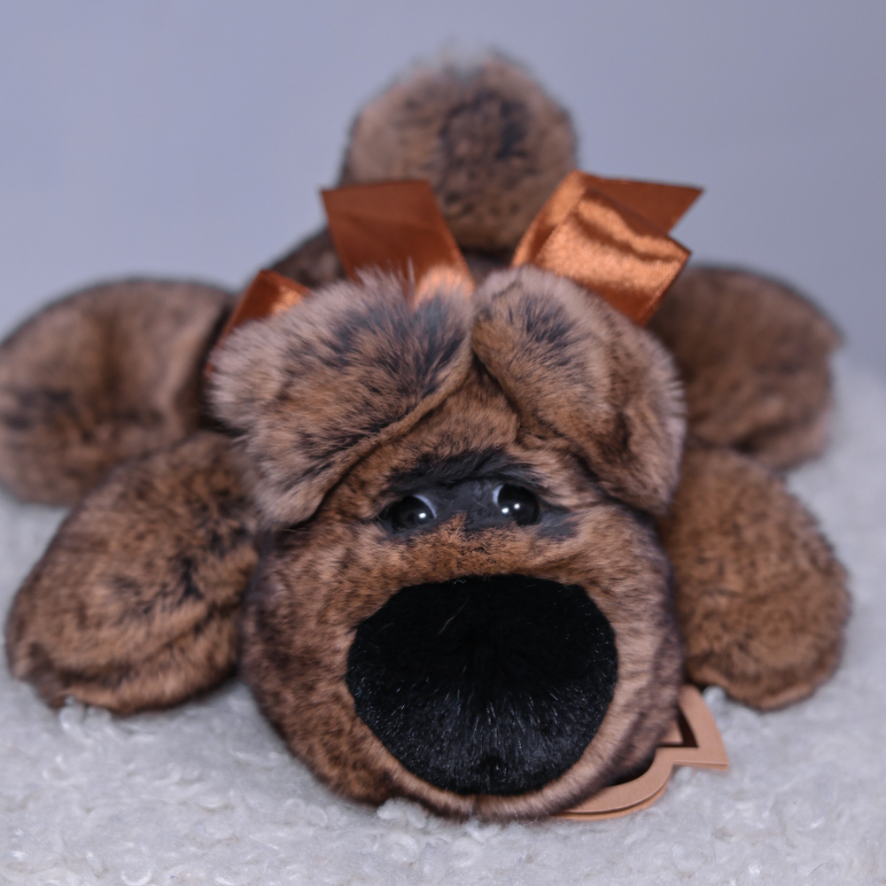 Собака Шанель маленькая (коричневая)