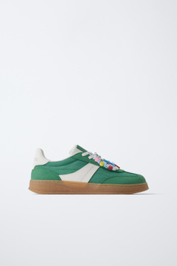 ZARA КРОССОВКИ С ПОДВЕСКАМИ, ЗЕЛЕНЫЙ