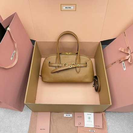 Miu Miu Aventure 33 cm