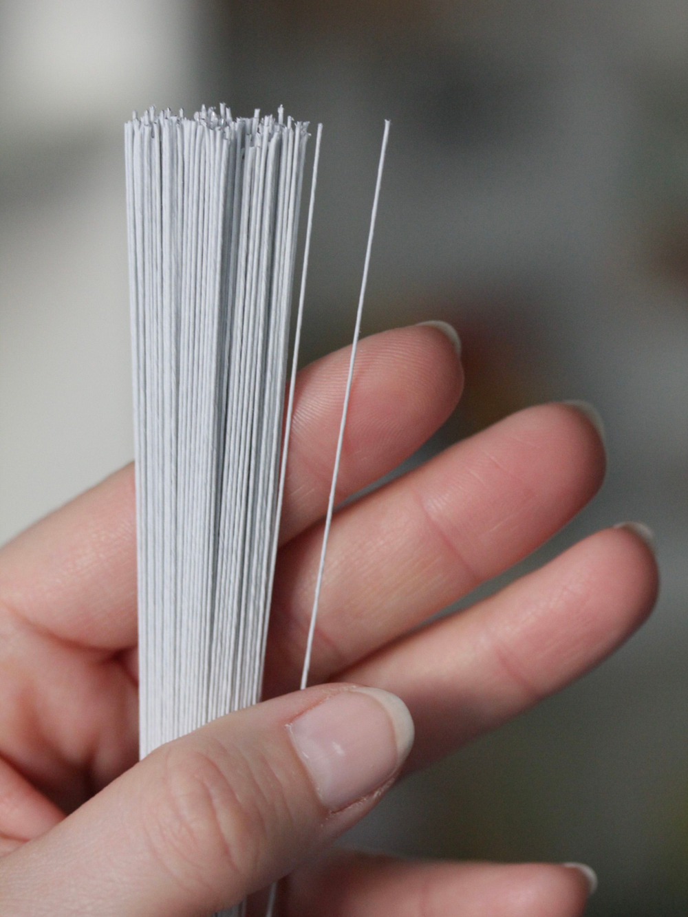 Проволока длинная японская формат U в зеленой упаковке № 30 Белая, 0,25мм * 72 см длина согнута пополам, 100 штук.