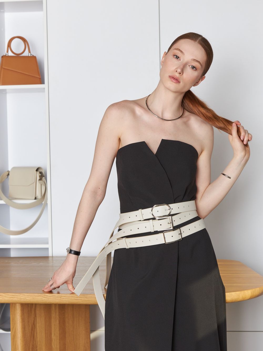 БАЗОВЫЙ РЕМЕНЬ С ПРЯМОУГОЛЬНОЙ ПРЯЖКОЙ MILK