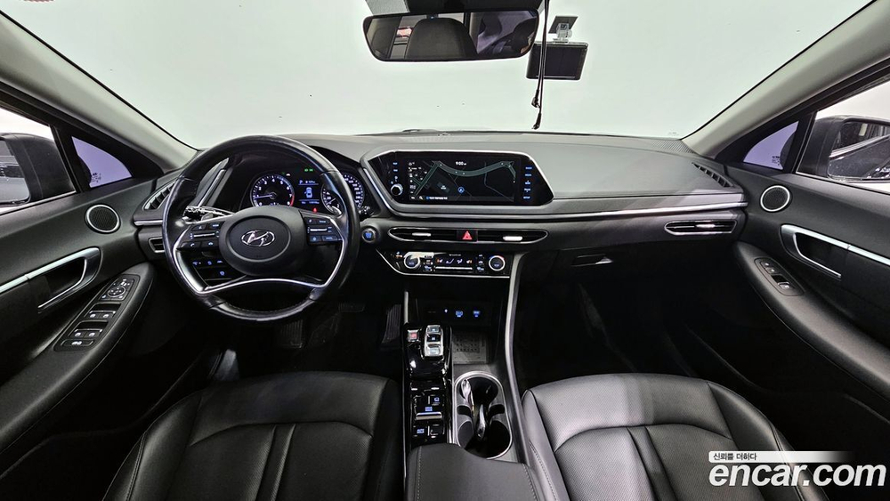 Hyundai Sonata (DN8) 2.0 (03.2020)