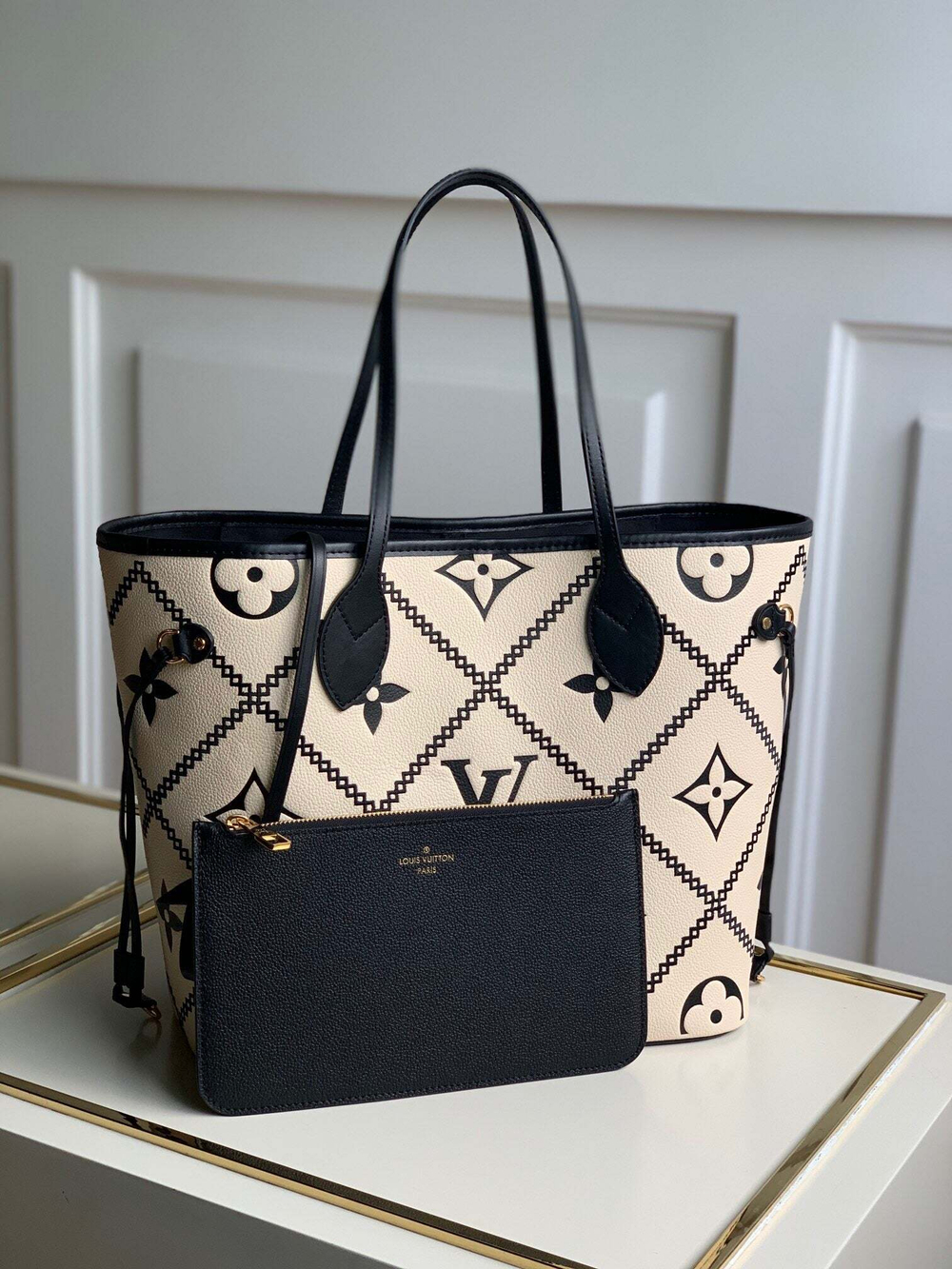 Louis Vuitton Neverfull MM