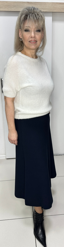 Юбка трикотажная, гаде в темно-синем цвете