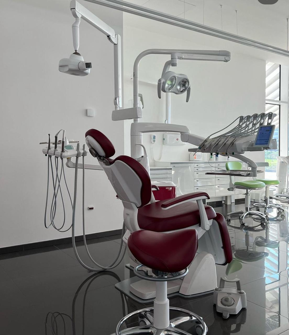 Стоматологическая установка Anthos Classe L9