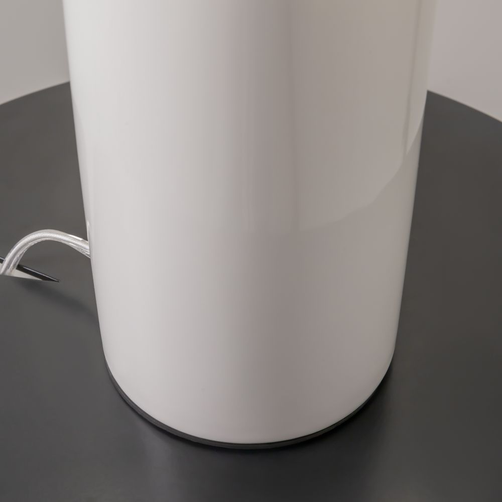 Настольный светильник Maytoni MOD177TL-01W