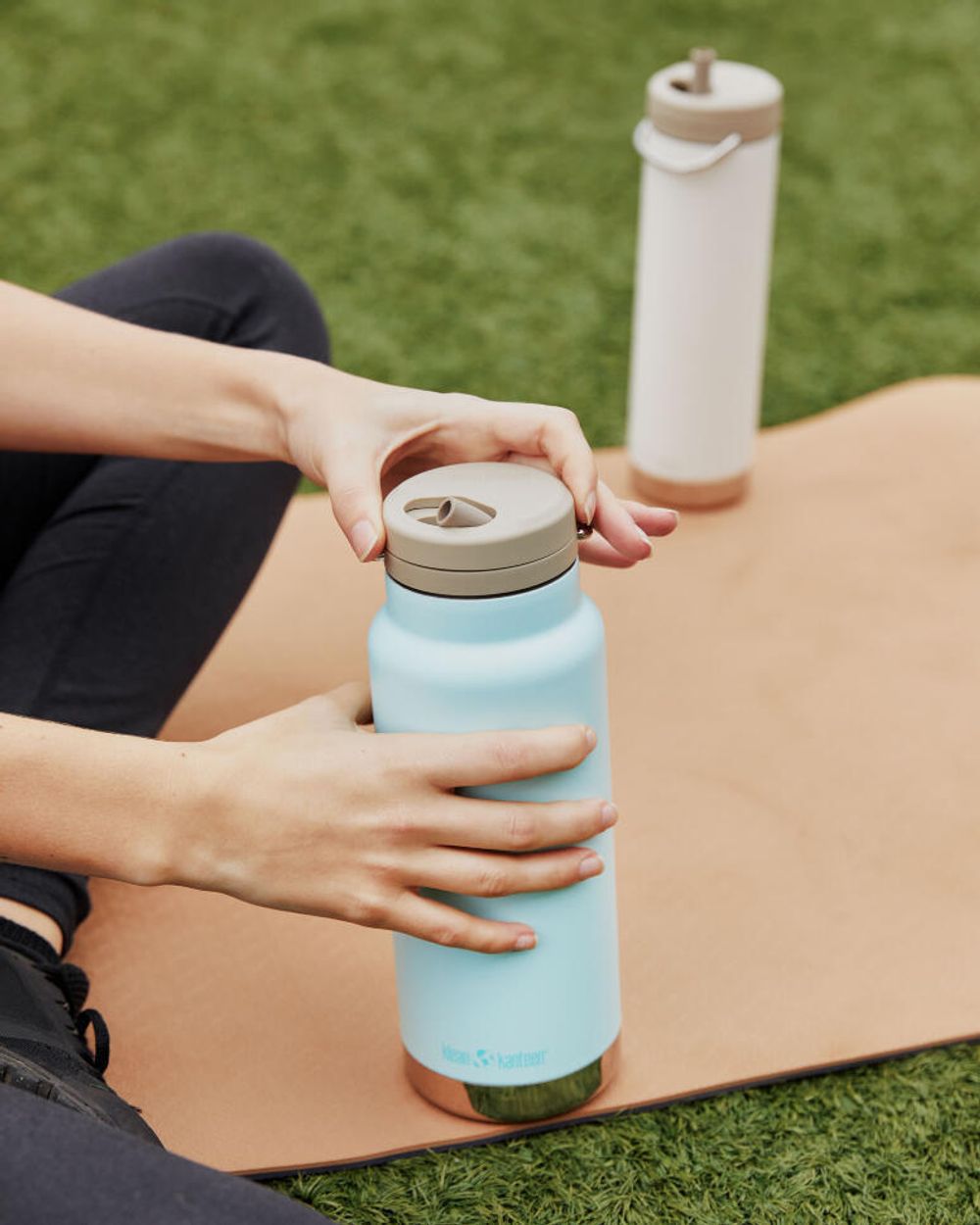 Набор крышка Klean Kanteen TKWide Twist Cap Black, трубочки с ёршиком