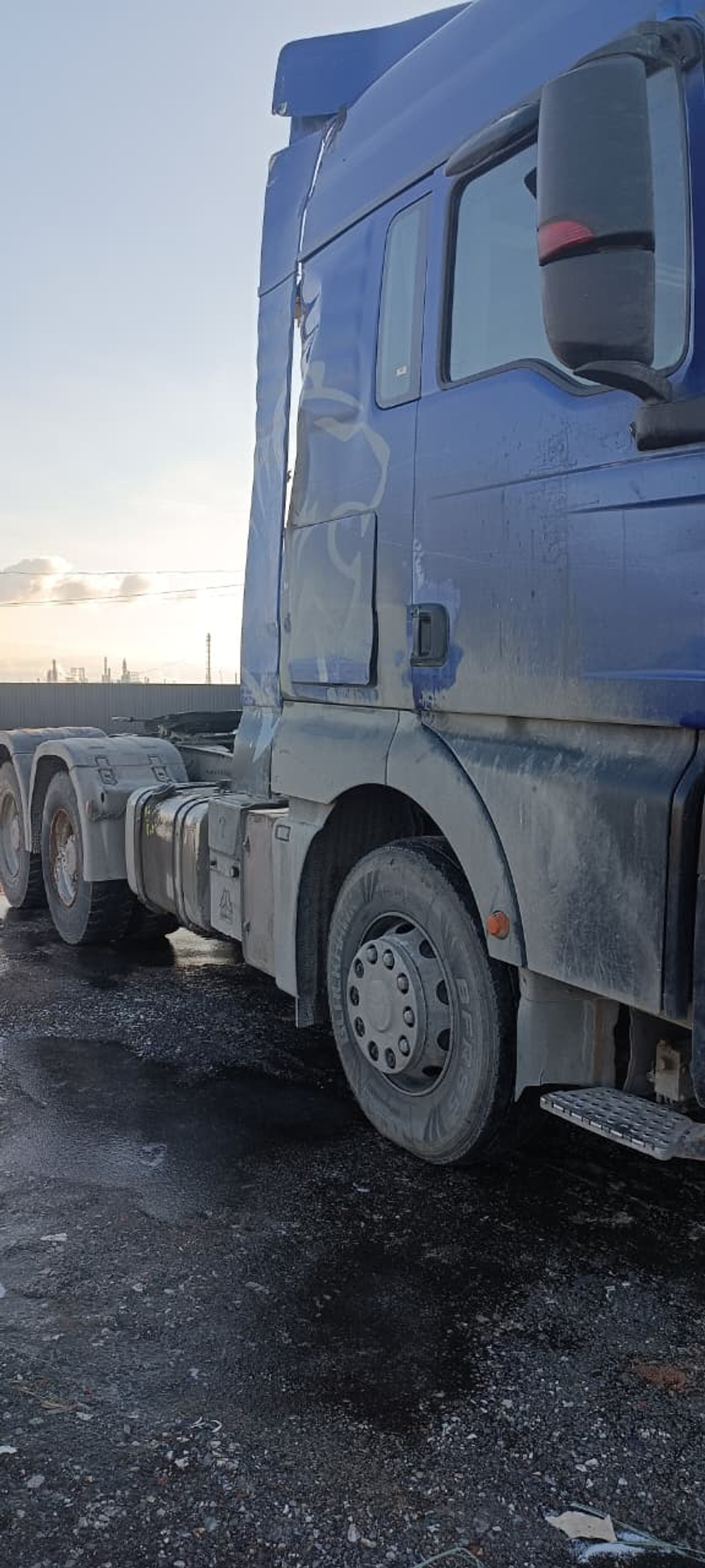 SITRAK C7H 6x4 Седельный тягач ZZ4256V364HE (Дизельный, 12,4 л, 540 л.с., АТ)