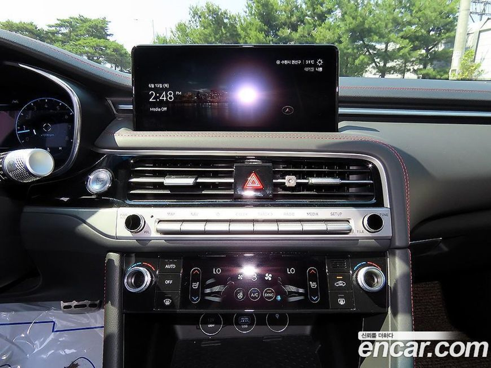 Genesis The New G70 Бензин 2.5T 4WD (09.2023)