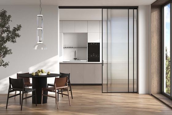 Алюминиевая стеклянная перегородка Каскад AG 1 чёрный матовый стекло Мору прозрачное в интерьере