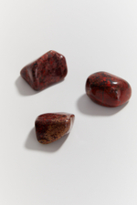 Красная яшма галтовка