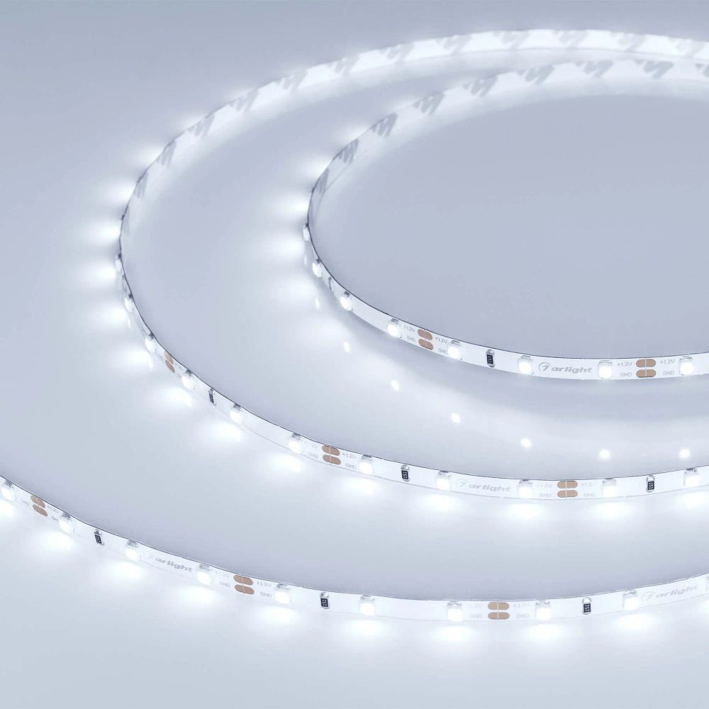 Светодиодная лента RT-A60-5mm 12V Cool 8K (4.8 W/m, IP20, 2835, 5m) (Arlight, узкая) 028610(2)