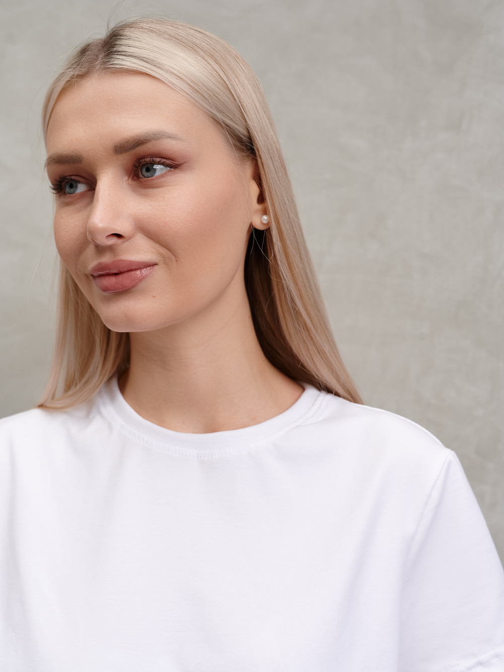 Футболка белая