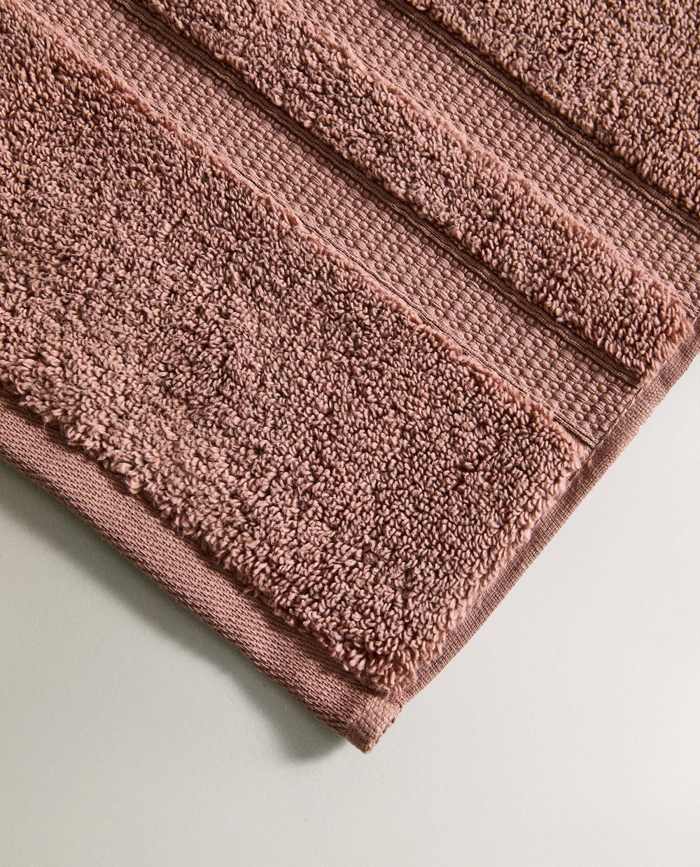 Zara Home - Очень мягкое двойное бордюрное банное полотенце, розовый, 90х150 см