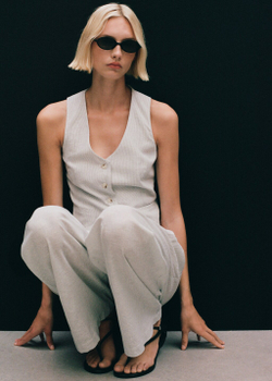 Костюмный жилет из смесового льна