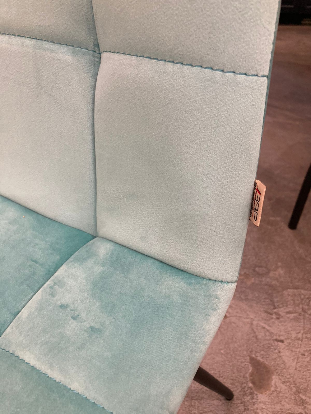 Стул Чили каркас конус черный основание велюр бирюза