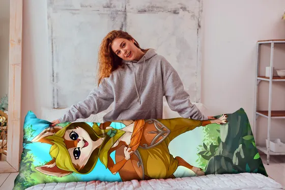 Дакимакура Белка Худвинк №2