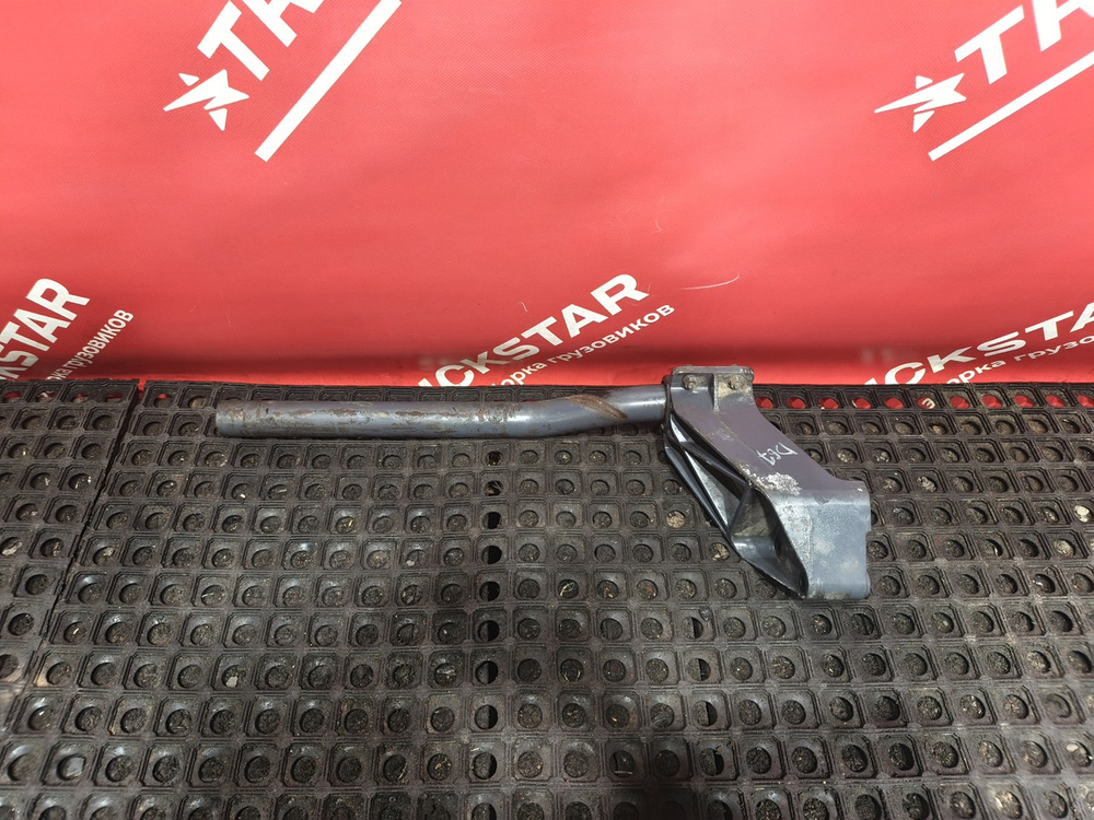 Кронштейн крыла