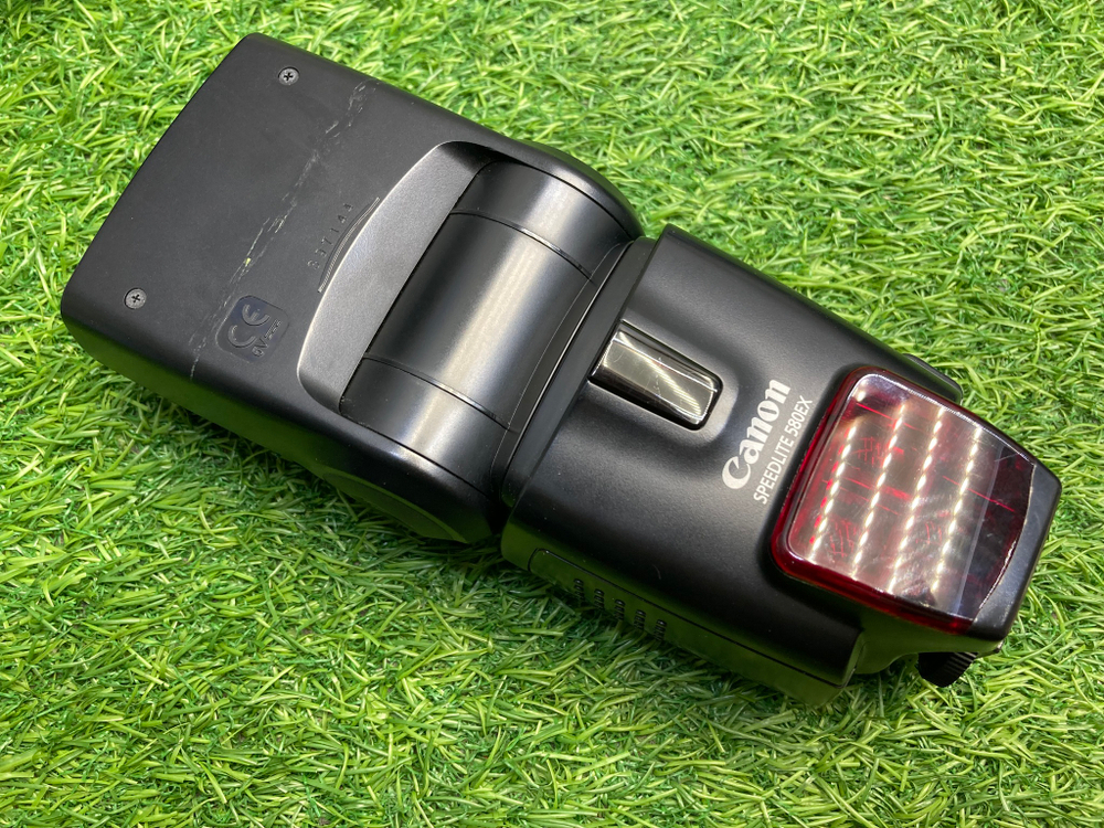 Canon Speedlite 580EX