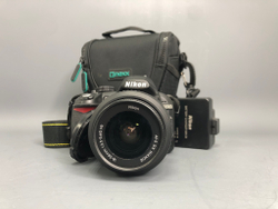 Nikon D3100 kit 18-55mm 7.500 кадров