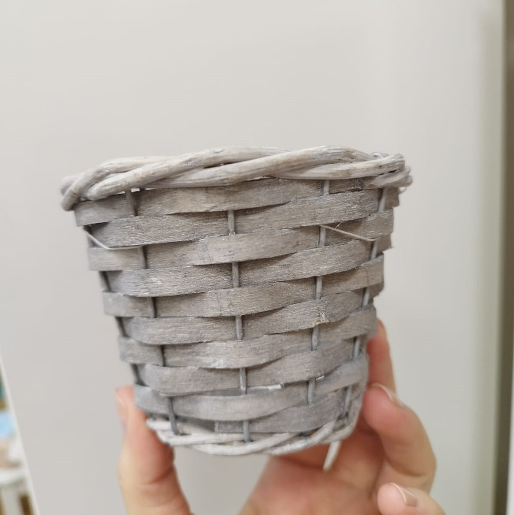 Кашпо плетеное 8 х 10 см