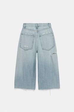 ZARA ДЖИНСОВЫЕ ШОРТЫ TRF СО СРЕДНЕЙ ПОСАДКОЙ И РАЗРЕЗАМИ, ГОЛУБОЙ