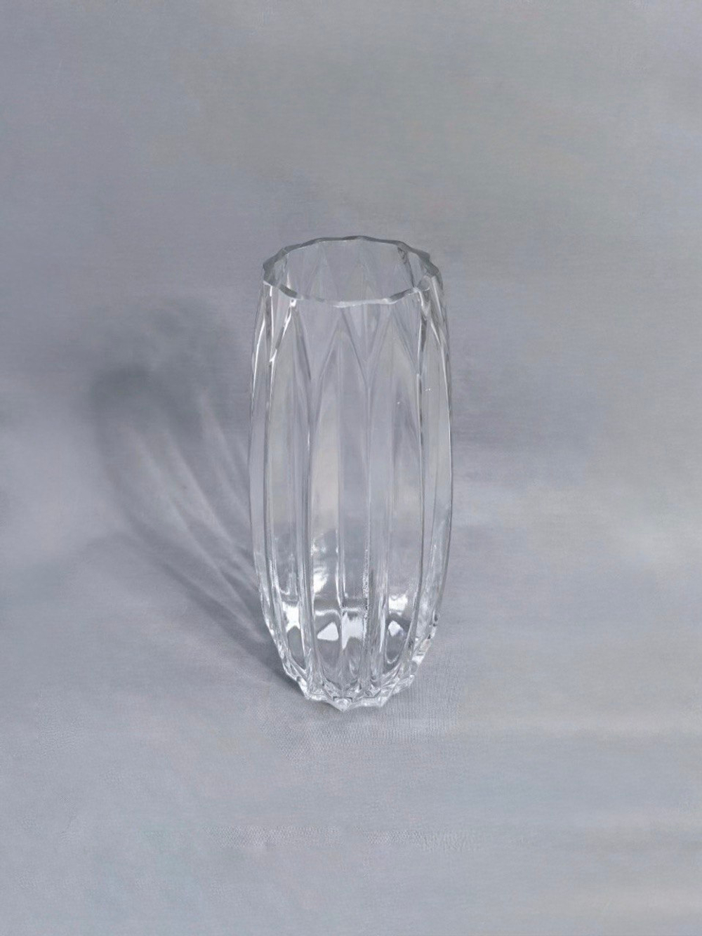 Ваза стеклянная "Классическая кайма" (h 30 см)