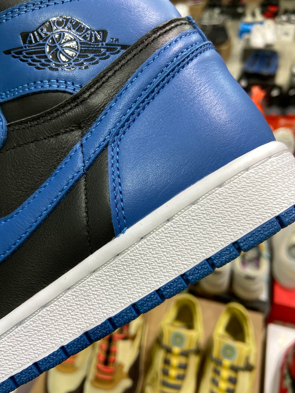 Jordan 1 Retro High OG Dark Marina Blue