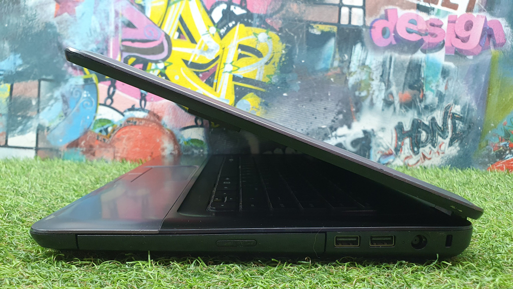 Ноутбук HP Celeron/4 Gb