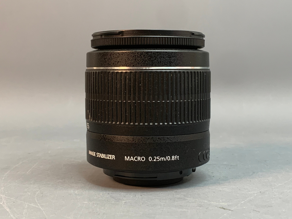 Canon 600D kit 18-55mm 3.5-5.6 IS ll 7.000 Кадров