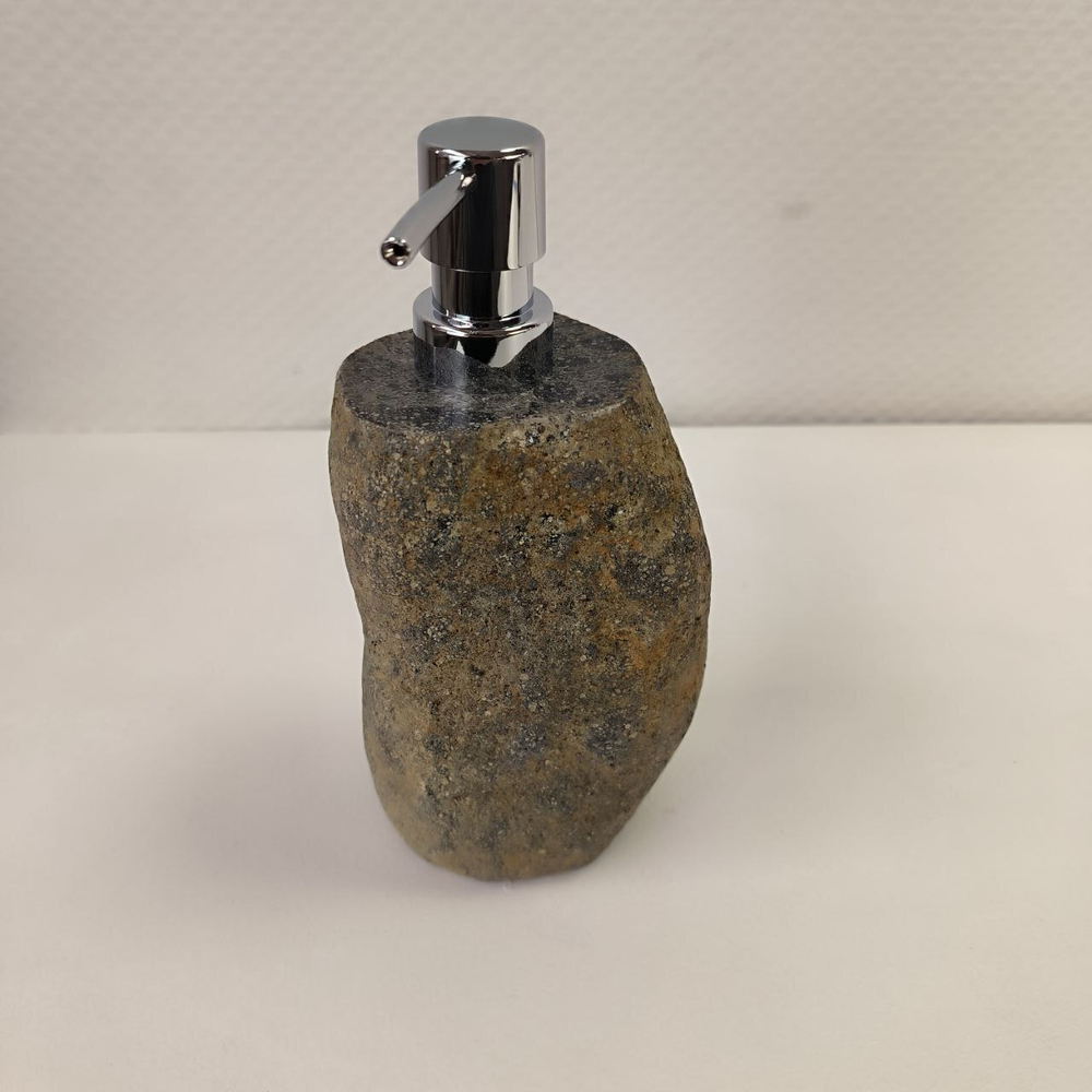 Дозатор из речного камня DRC-63792 (143)