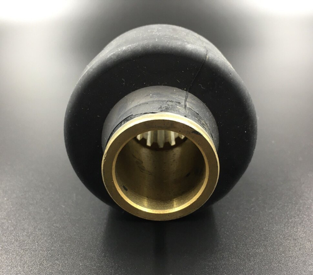 Втулка гребного винта резиновая Yamaha 60-140, F70-130 (Omax)