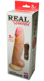 Вибратор-реалистик с выносным пультом с мошонкой Real Standard ( 19 см ) (Цвет: телесный)