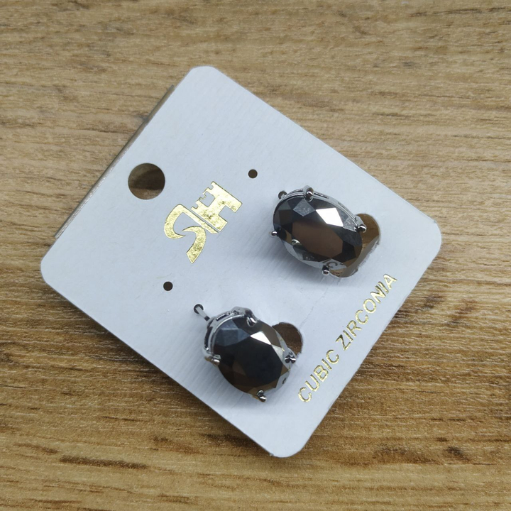 Серьги на англ.заст. Cubic Zirconia форма овал большой цвет графитовый металл серебристый