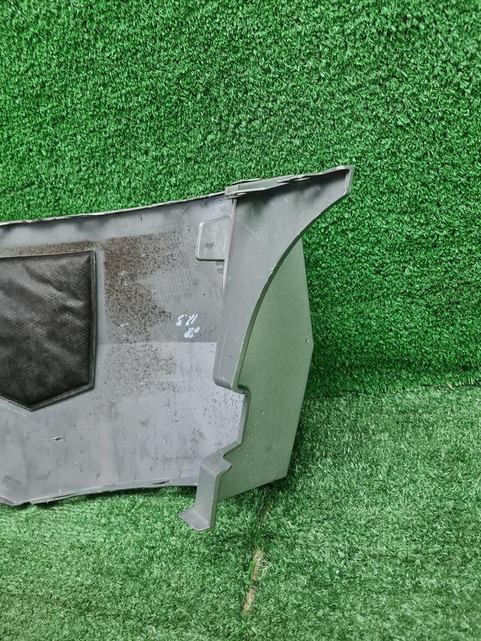 Бампер задний левая часть Skoda Karoq (2017-2021)