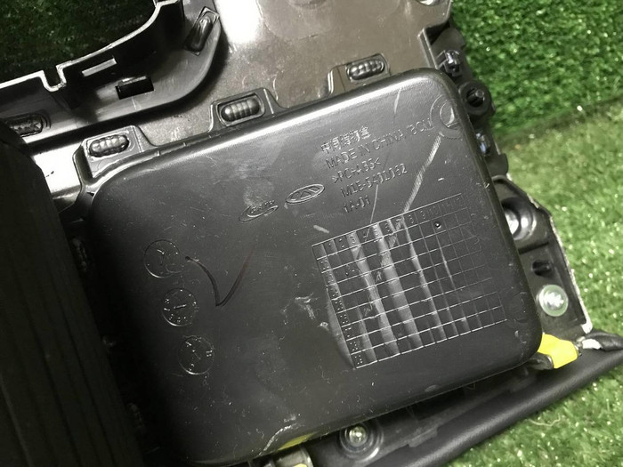 Центральная консоль Chery Arrizo 8 (2022-н.в.)