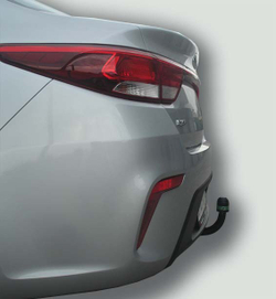 Фаркоп(прицепное) Лидер-Плюс для HYUNDAI SOLARIS 2 (седан) (2017- ) / KIA RIO 4 (только без среднего ПТФ) (2017-)(паспорт и сертификат в комплекте)(без электрики)H228-A