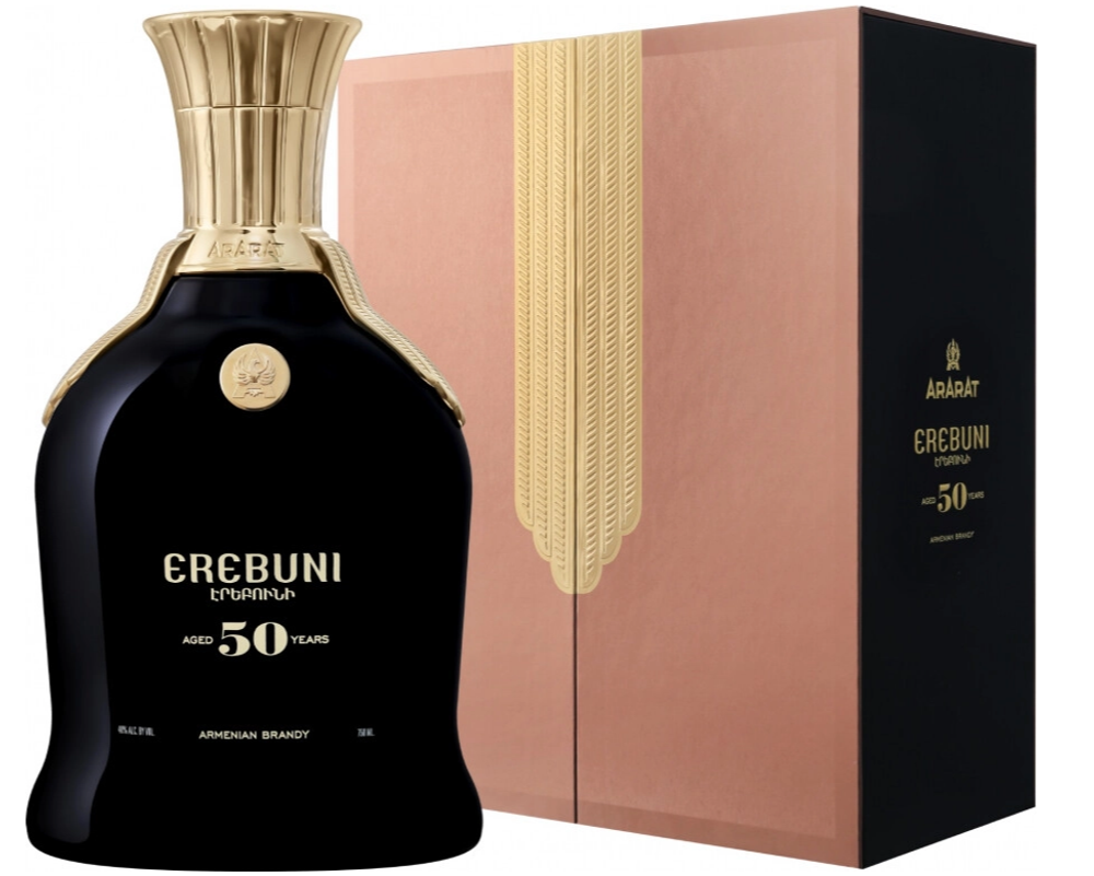 Коньяк Ararat Эребуни 50 лет 0,75 л. Gift Box