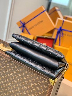 Louis Vuitton Coussin MM