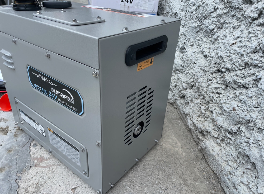 24V / Генератор бензиновый SMFS2750, 24 Вольт, 66 Ампер, стояночный инверторный с автозапуском электростартером - бензогенератор (Гарантия 14 дней) (1 шт.)